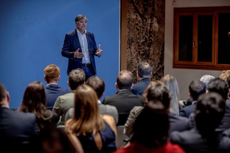 Toni Nadal congreso frutos rojos