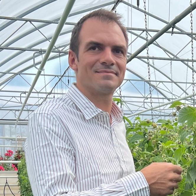 Hubert Gadret, Advanced Berry Breeding