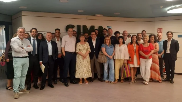 AMADA Firma