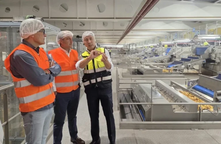 Patatas Meléndez visita Consejero de Agricultura Castilla y León